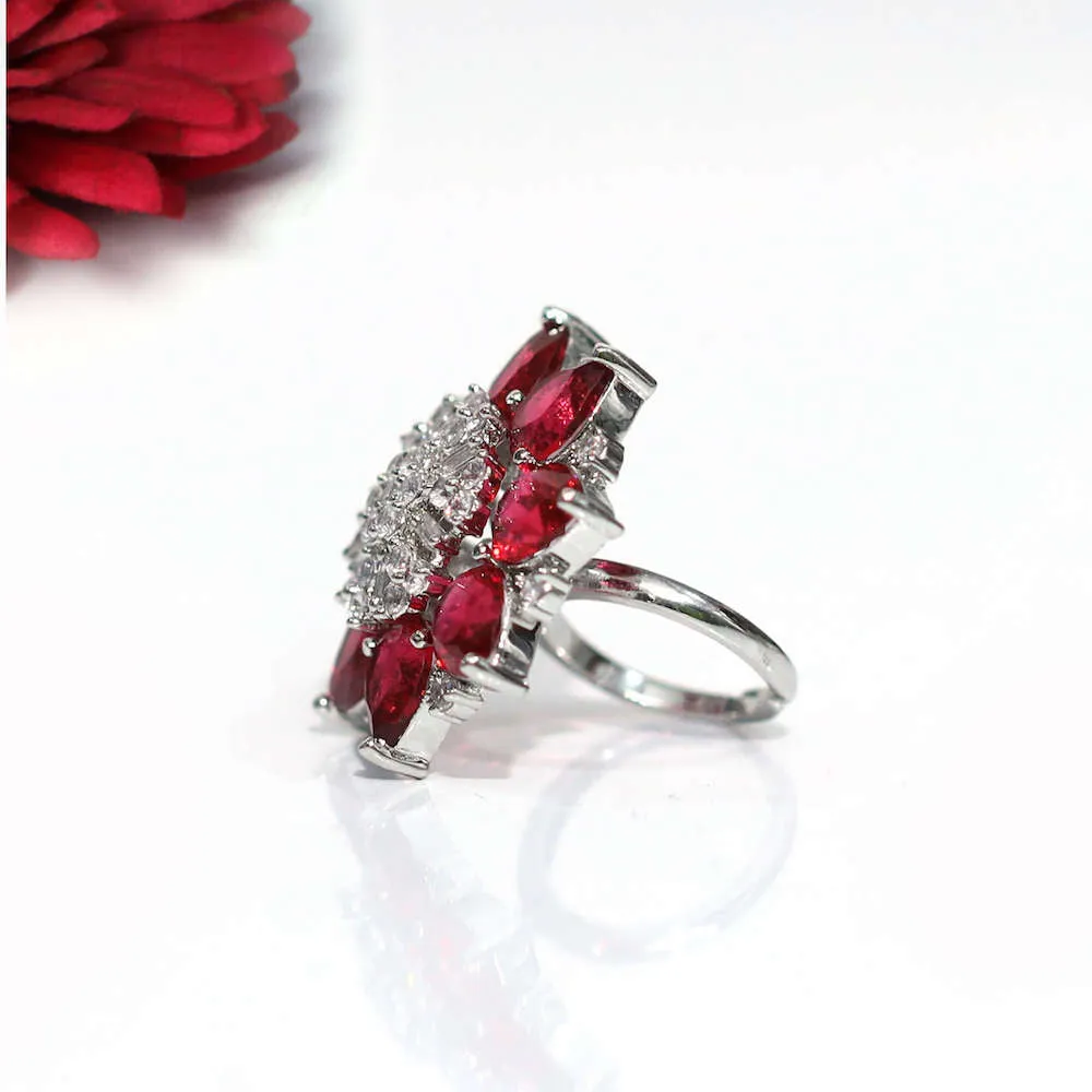 Ariana Cocktail Adjustable Ring