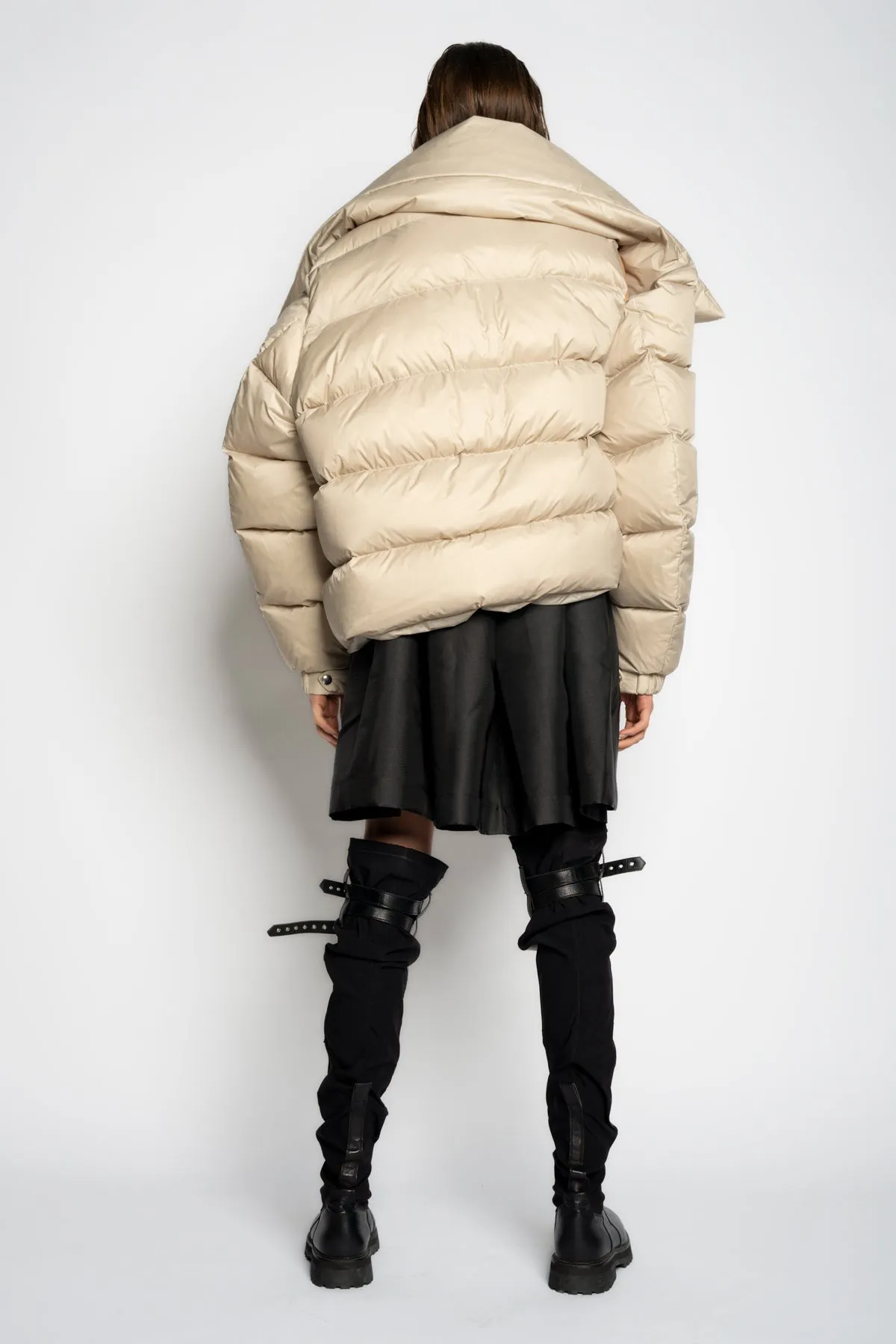 BEIGE M'A PUFFER JACKET