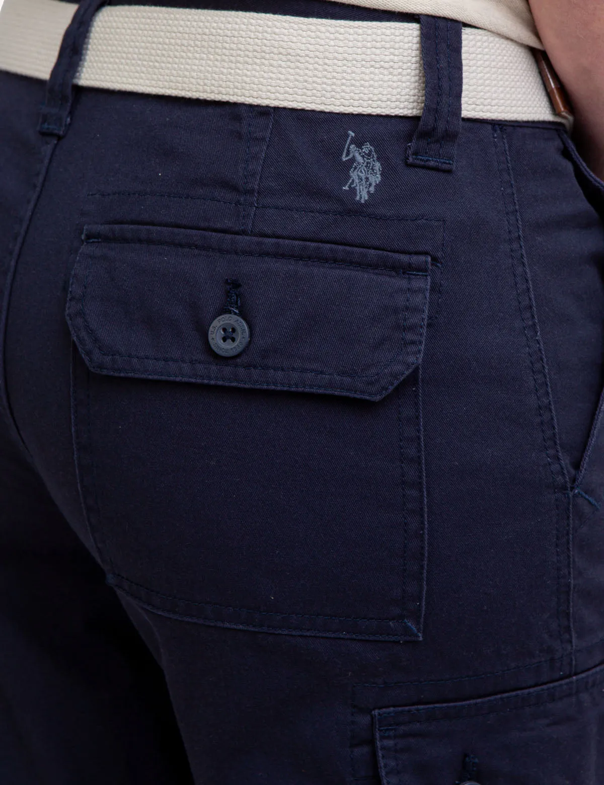BELTED TWILL CARGO SHORTS