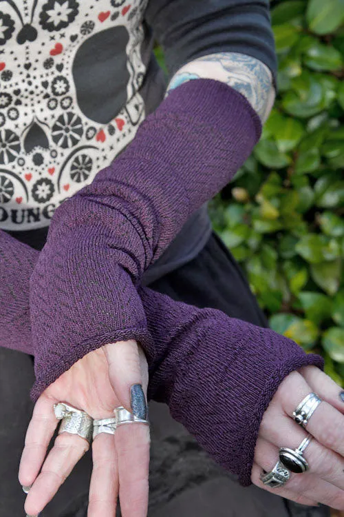 Chevron Sleeves - Plum/Black
