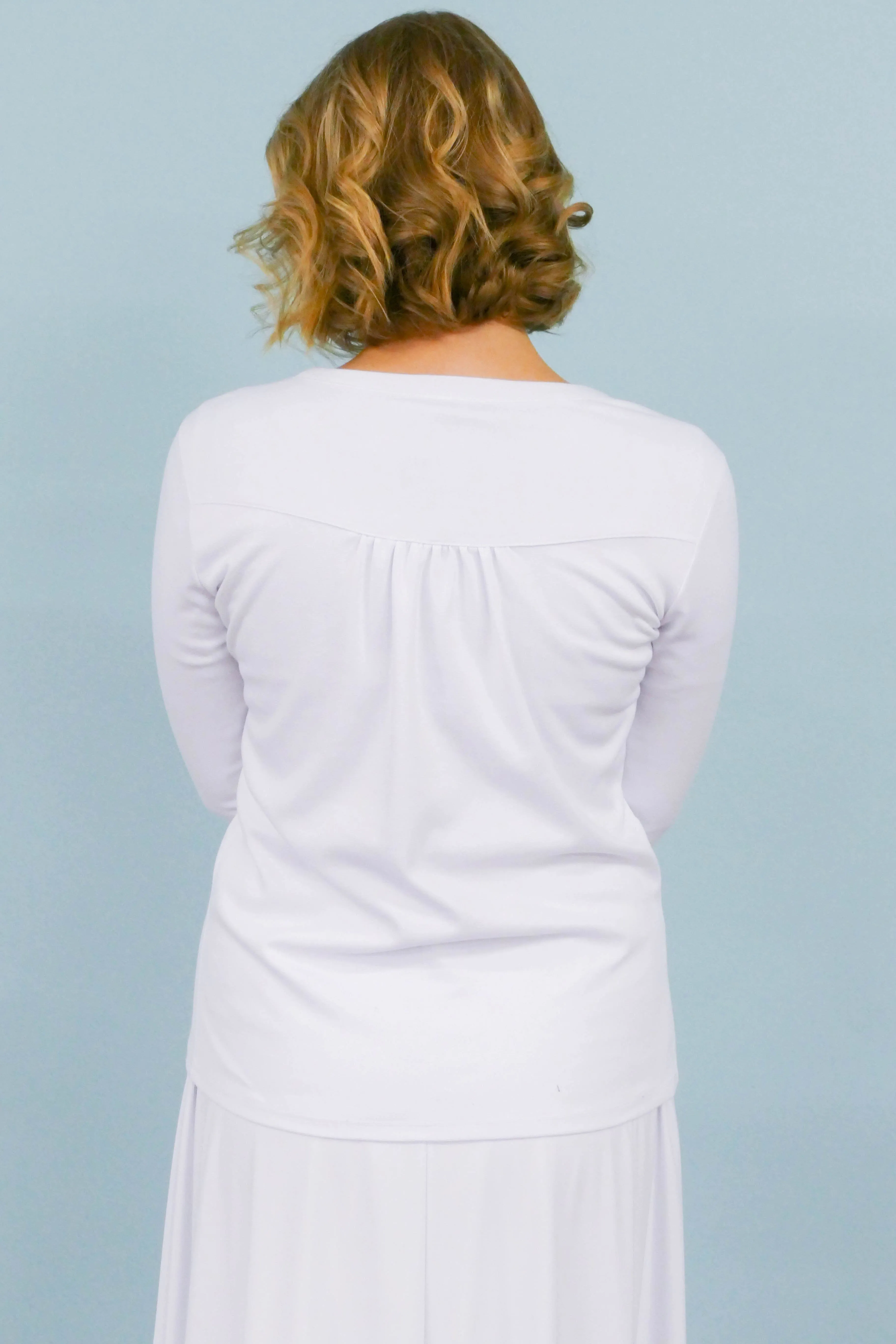 Elisabeth Cardigan White