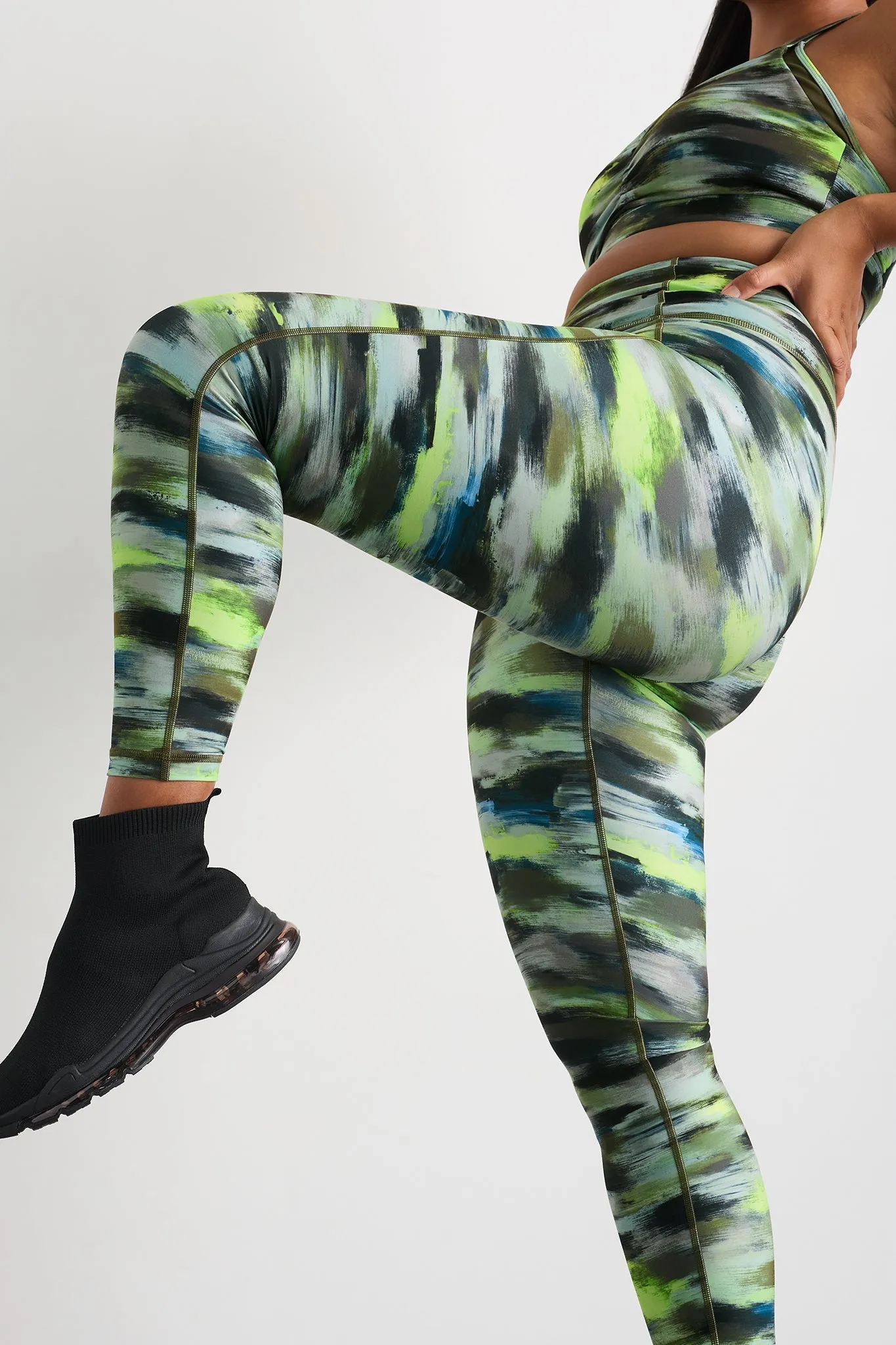 High Rise 7/8 Legging 203