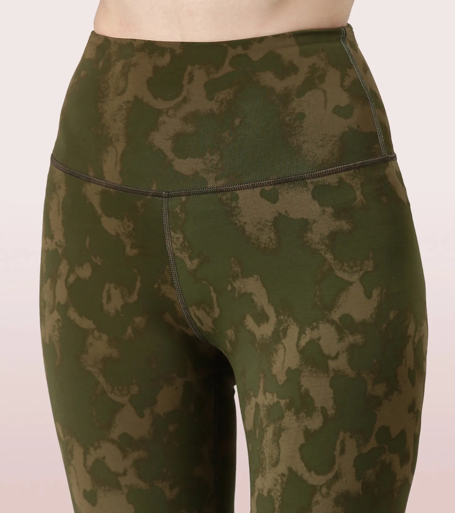 Hugged Leggings | High Waisted 7/8 Dry Fit Printed Leggings