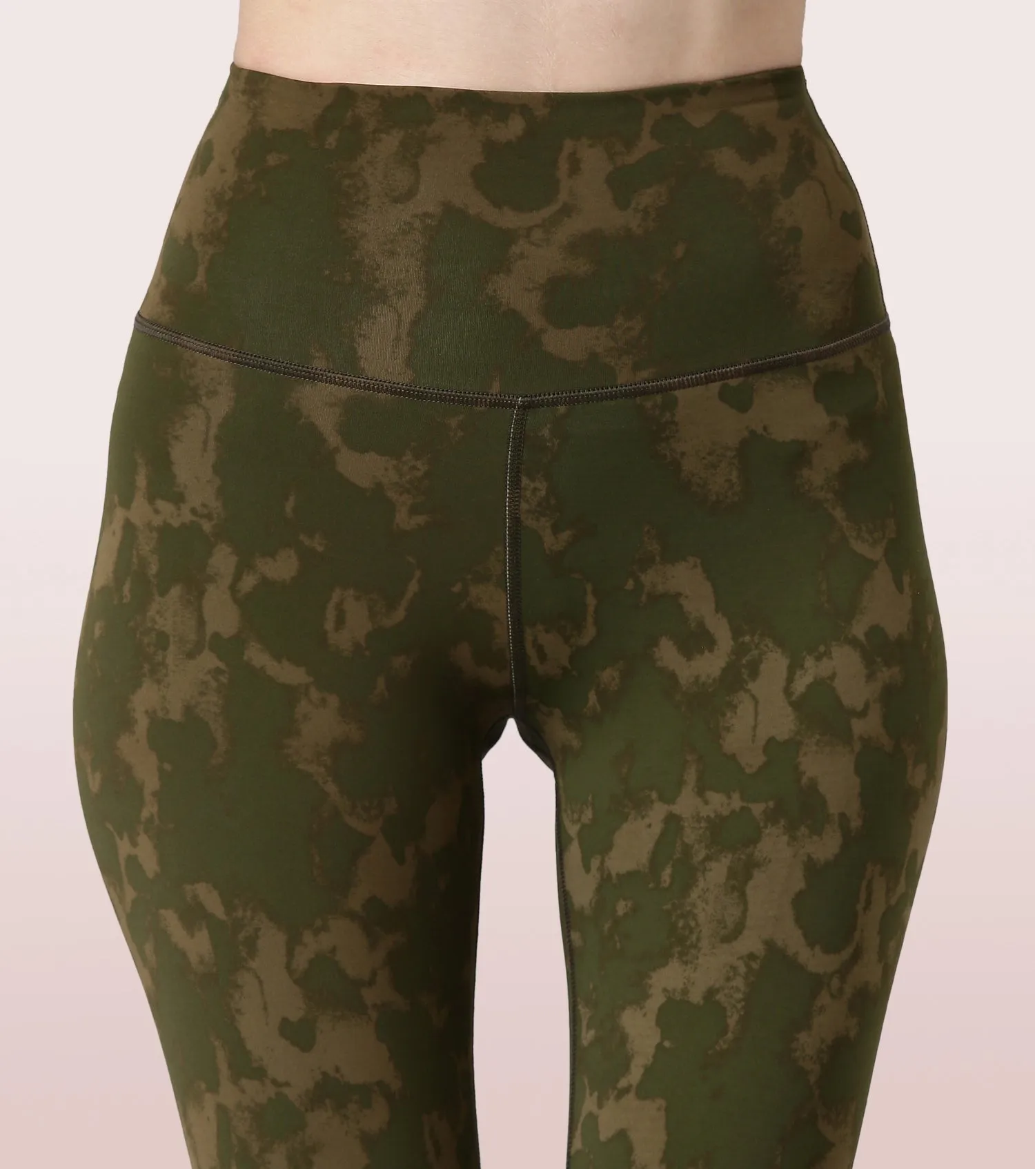 Hugged Leggings | High Waisted 7/8 Dry Fit Printed Leggings