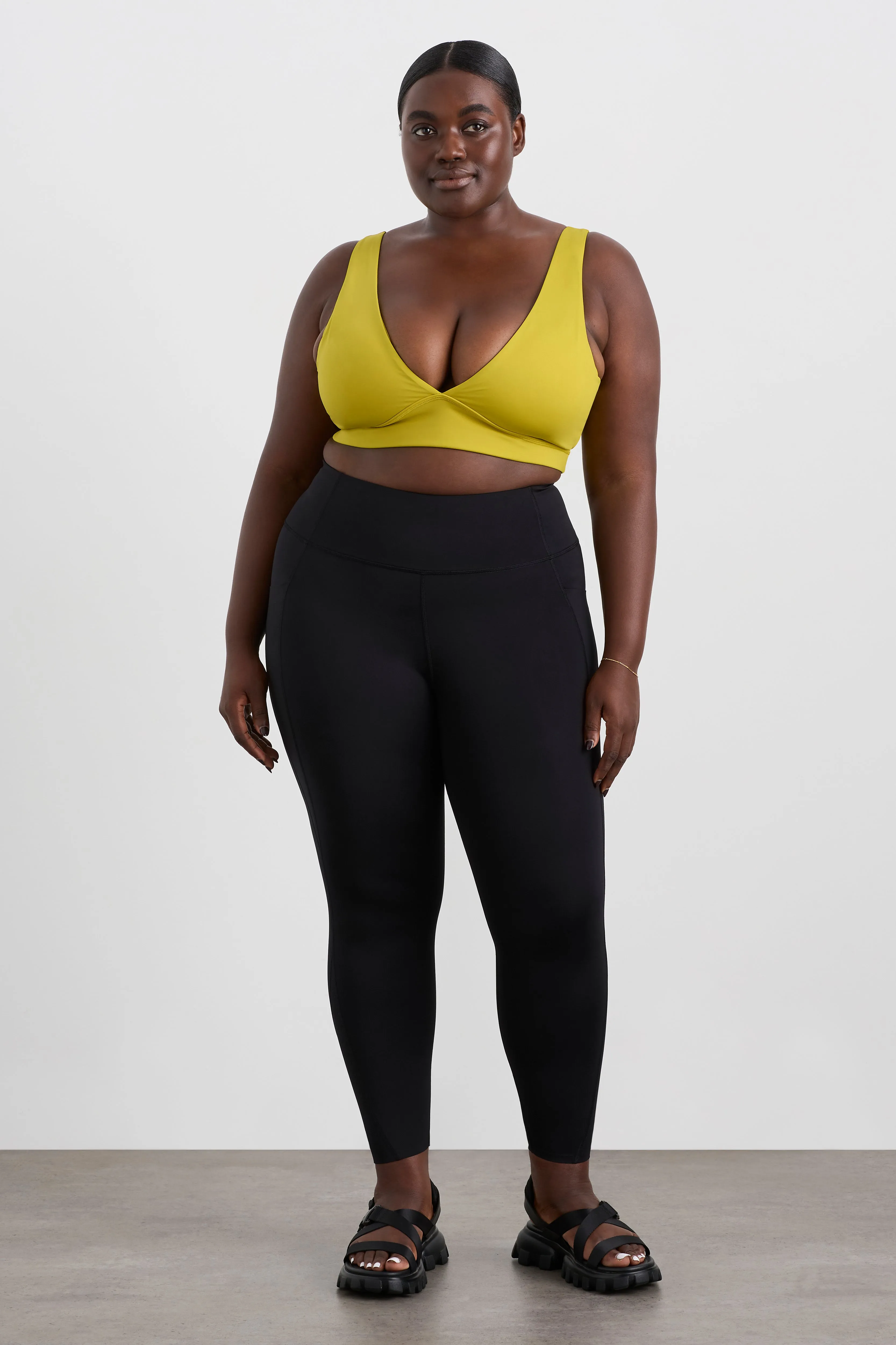 Perforated 7/8 Legging 227